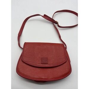Vintage Anne Klein For Calderon Leather Crossbody Saddle Bag Red Lizard Embossed
